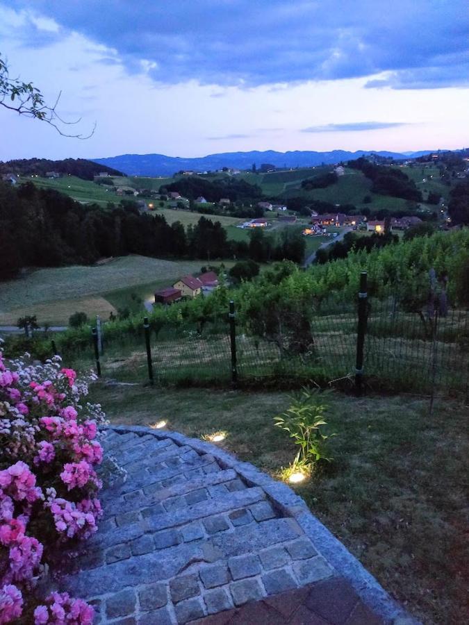 Das Weinberghaus Ratsch an der Weinstraße Zewnętrze zdjęcie