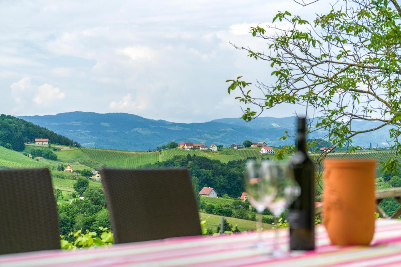 Das Weinberghaus Ratsch an der Weinstraße Zewnętrze zdjęcie